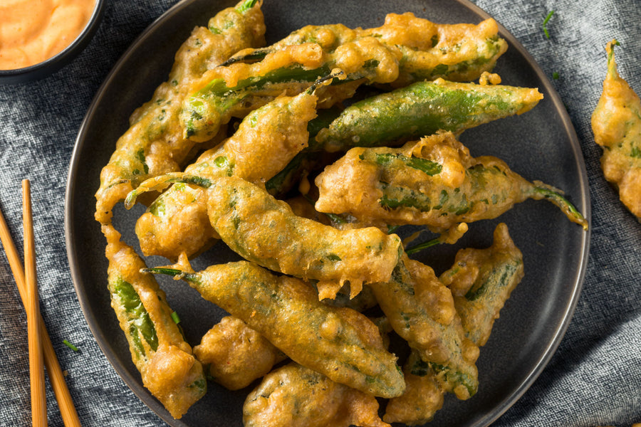 Crispy & Spicy: How to Make Perfect Green Chilli Fritters This Winter