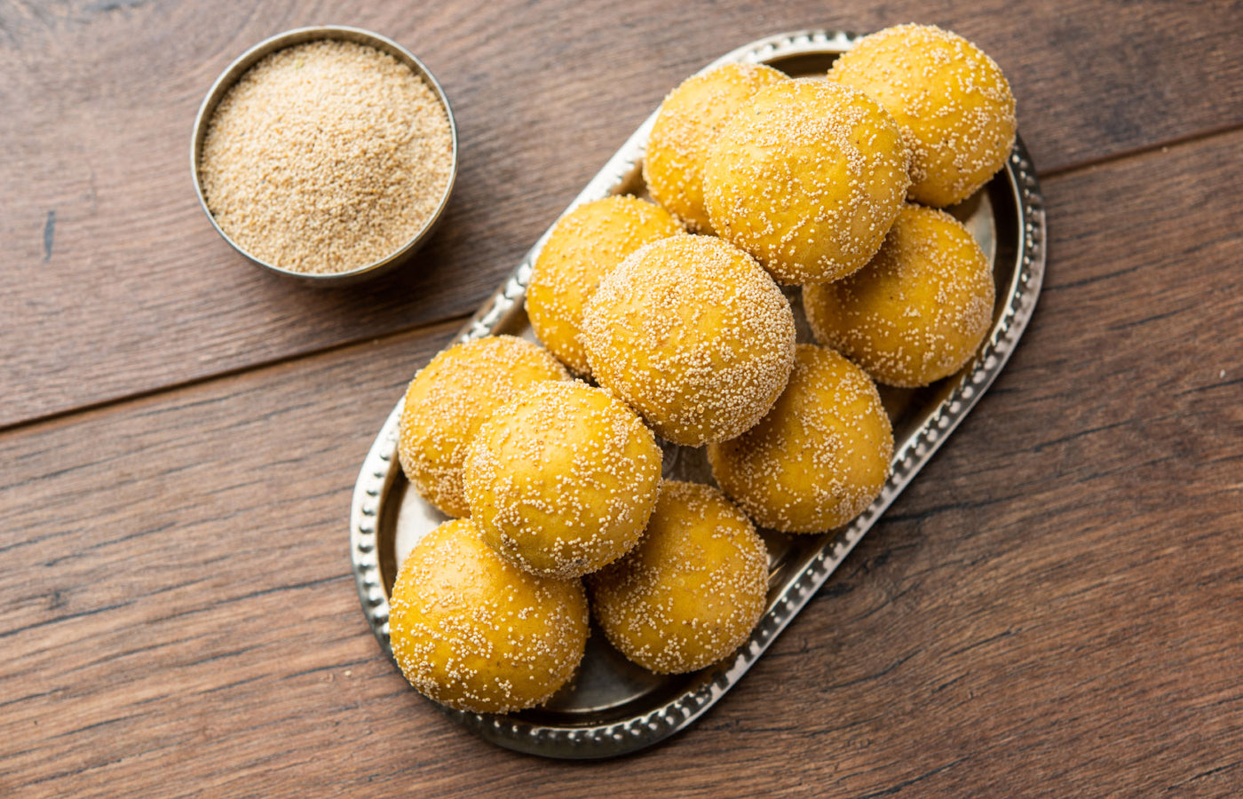 Meetha Bina Compromise - Banaye Nostalgic Besan Laddus with Natureland Organics