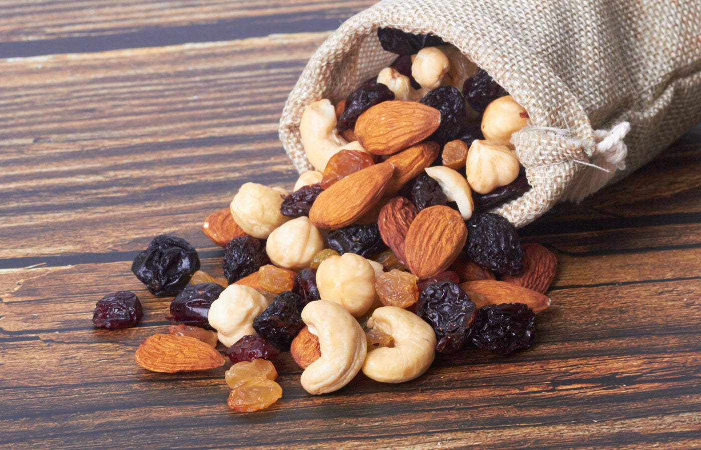 Organic Dry Fruits: Amazing Health Benefits and Nutrition Facts